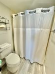 Master Bathroom - Dual Vanities - Shower/Tub